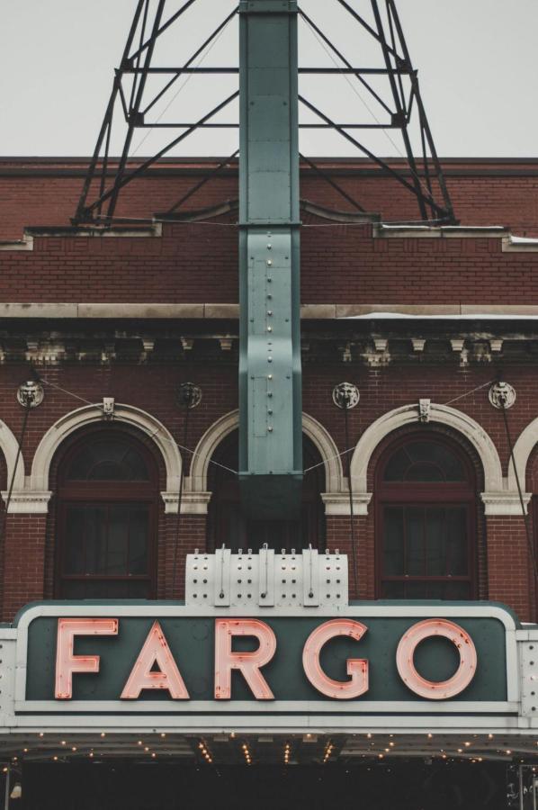 Jasper Hotel Fargo Esterno foto